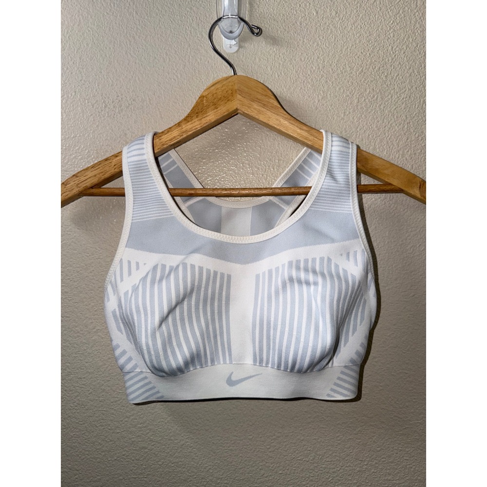 Women's Nike Tech Knit Bra Size Small